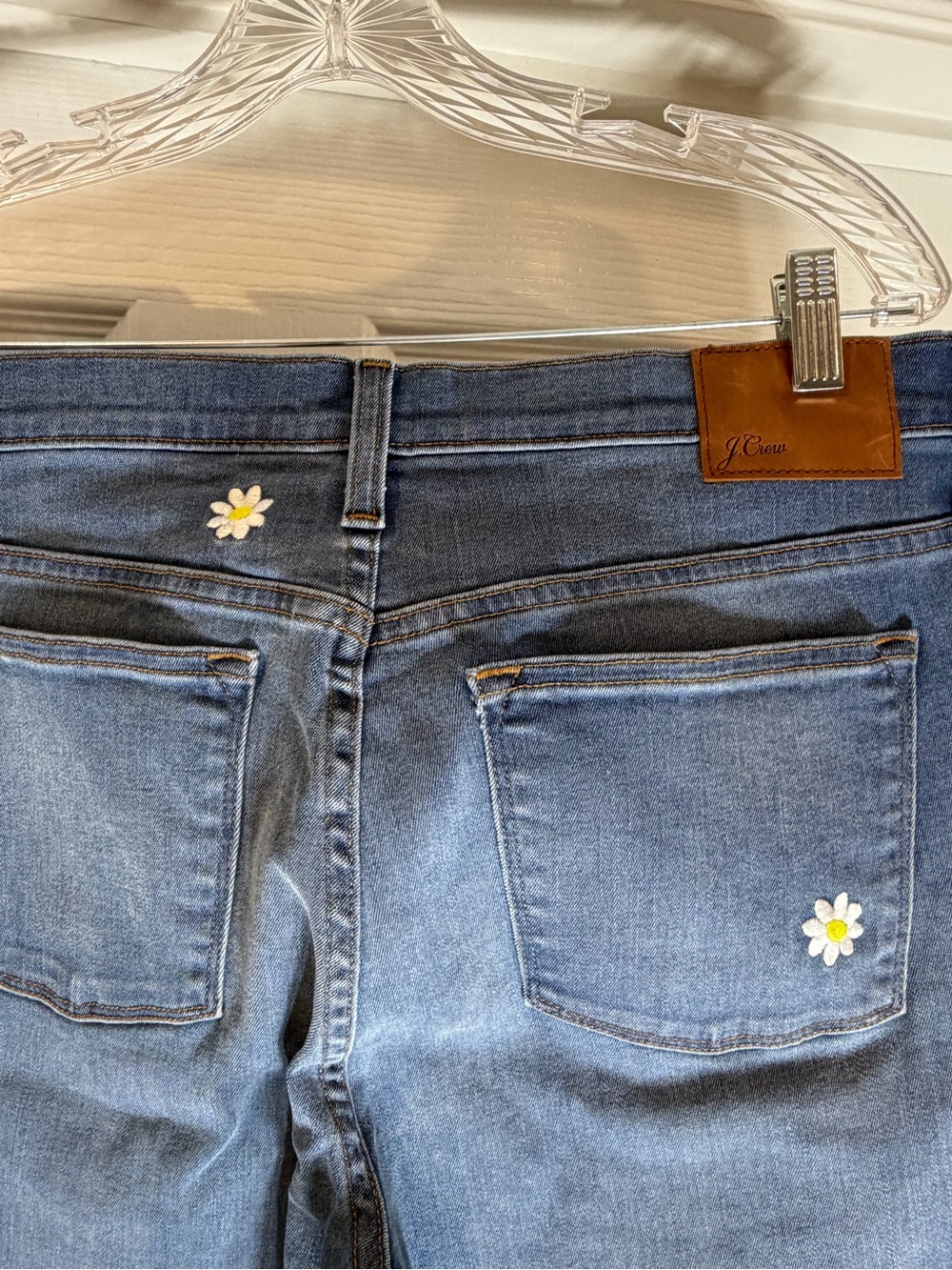 NWT J.Crew Slim Boyfriend Blue Daisy Embroidered Women's Jeans - Picture 8 of 9